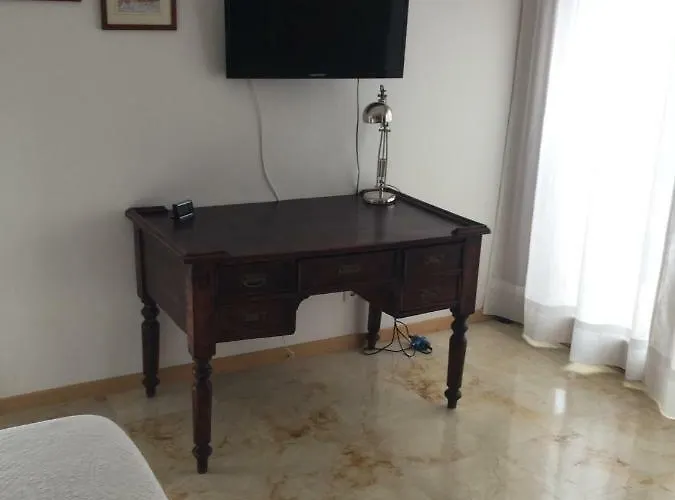 Casa En Lomas De Monteros