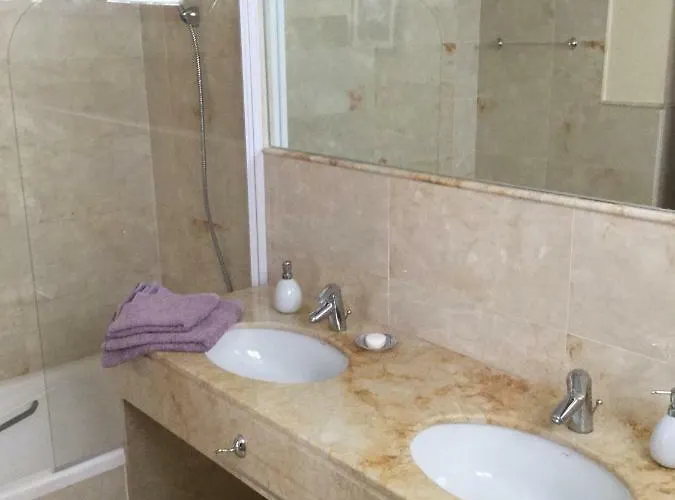 Casa En Lomas De Monteros Marbella