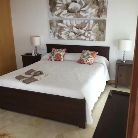 Casa En Lomas De Monteros