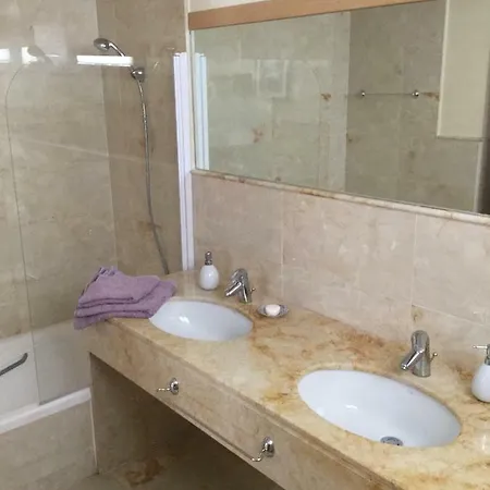 Casa En Lomas De Monteros מארבלה